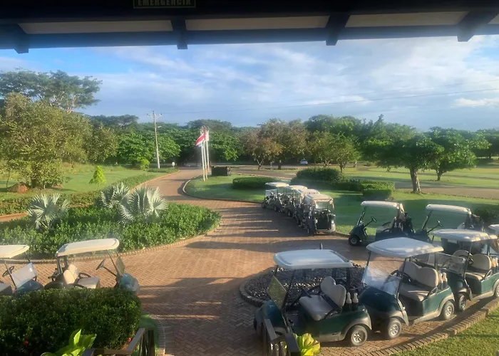 Apartment Maravilla Estates, Beach, Prime Location, Family & Friends *