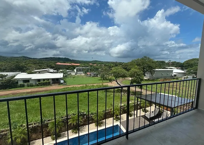 Maravilla Estates, Beach, Prime Location, Family & Friends Apartment