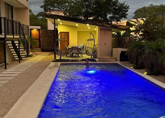 Maravilla Estates, Beach, Prime Location, Family & Friends Apartment Tamarindo